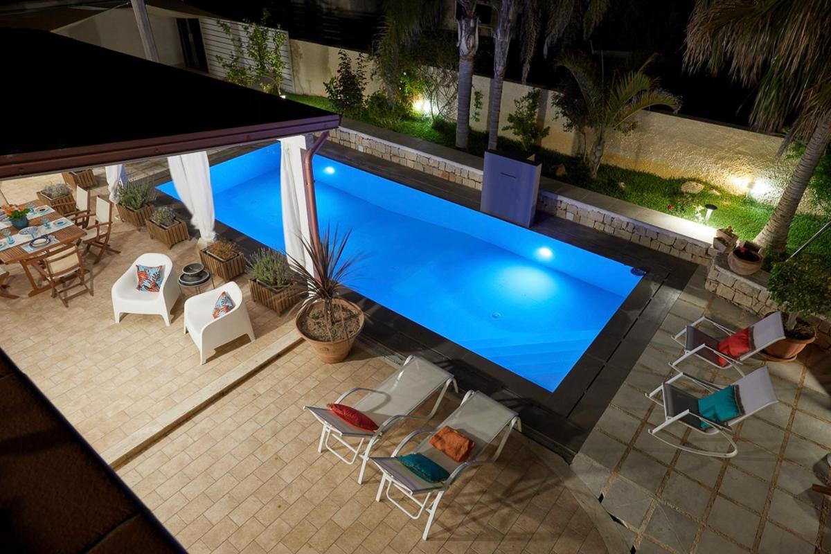 Villa Zamia Con Piscina Santa Maria Del Focallo Eksteriør bilde