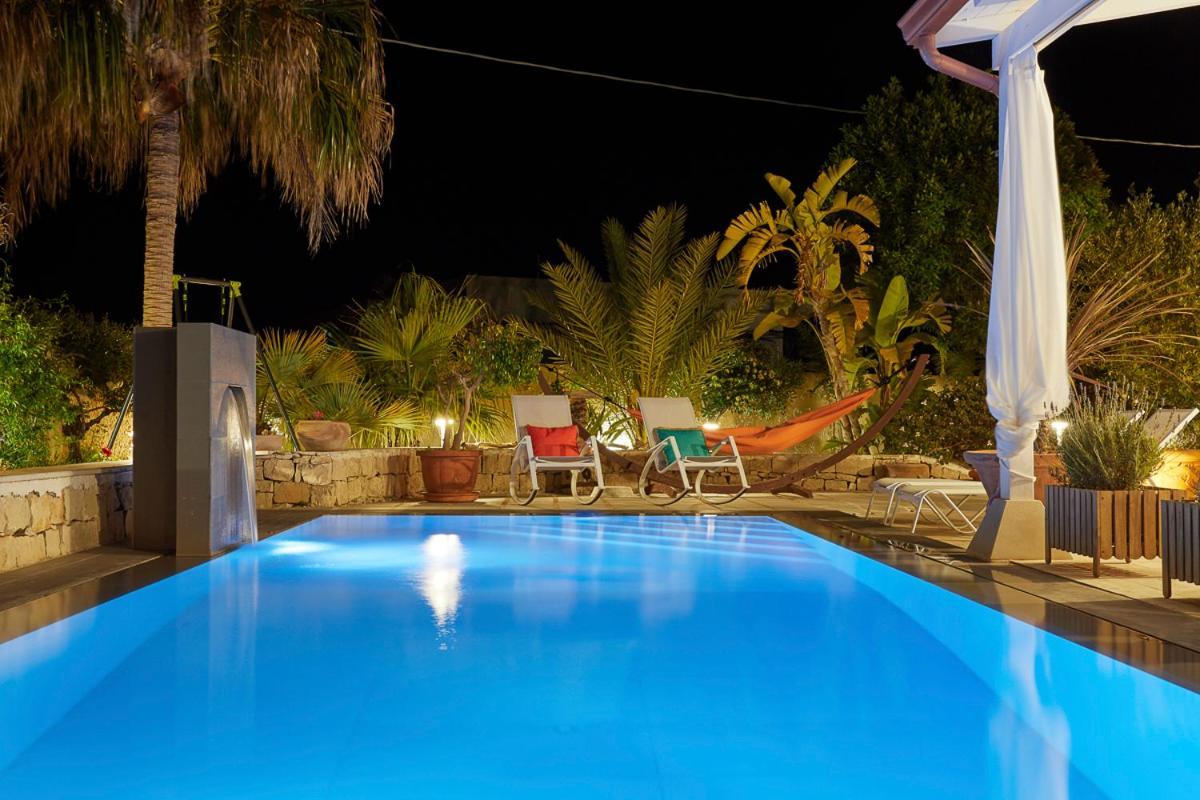 Villa Zamia Con Piscina Santa Maria Del Focallo Eksteriør bilde