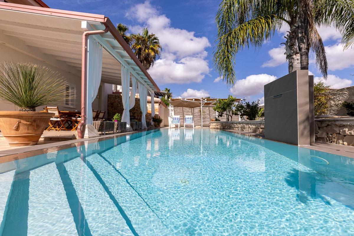 Villa Zamia Con Piscina Santa Maria Del Focallo Eksteriør bilde